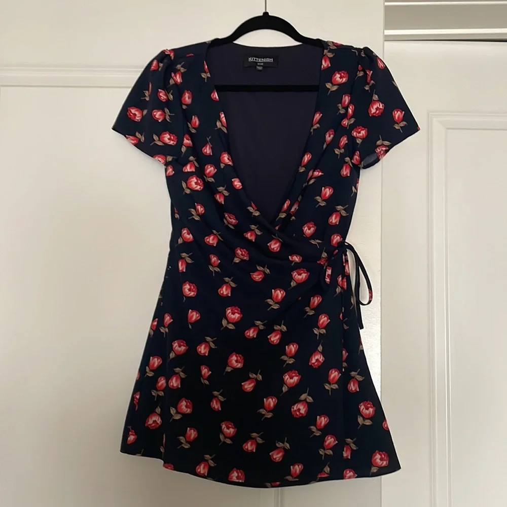 NWT Kittenish floral dress - Picture 3 of 5